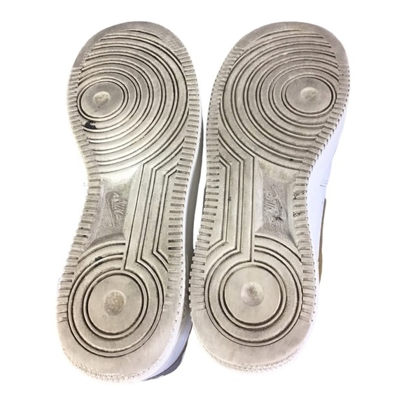 Nike Women's Size 8 Air Force 1 '07 Sneakers White Metallic Gold Swoosh - Picture 6 of 11